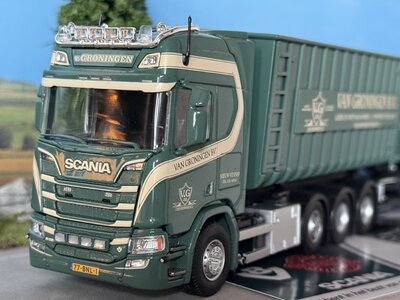 Tekno Tekno Scania next gen R580 Highline rigid truck with trailer hooklift VAN GRONINGEN Tekno Tekno Scania next gen R580 Highline rigid truck with trailer hooklift VAN GRONINGEN