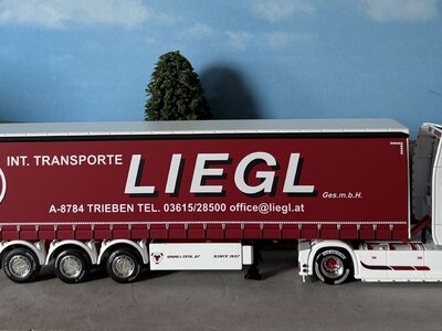 WSI WSI Scania S Highline 4x2 with 3-axle curtainside trailer LIEGL