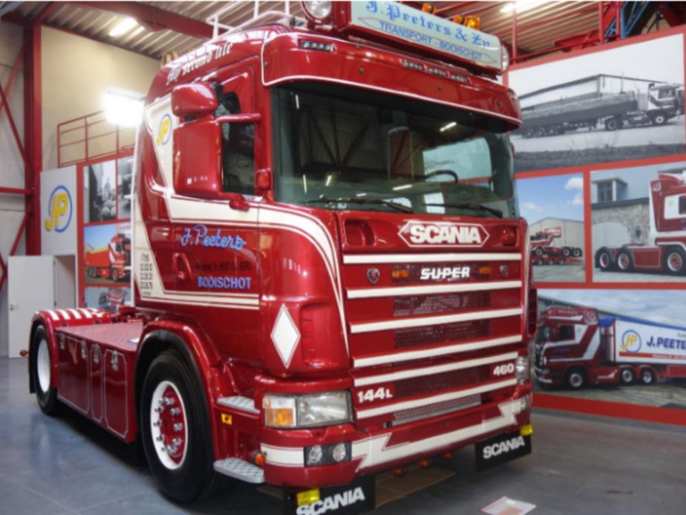Tekno Tekno Scania 4-serie 4x2 PEETERS