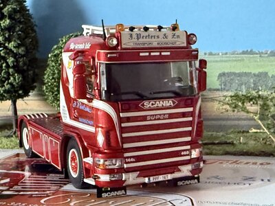 Tekno Tekno Scania 4-serie 4x2 PEETERS
