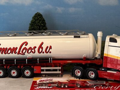 Tekno Tekno Mercedes Longline met 3-as Zamac silo oplegger SIMON LOOS