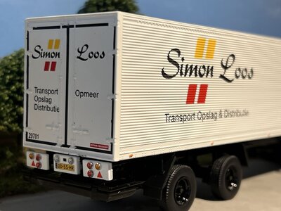 Tekno Tekno DAF 2800 met 2-assige Netam Freuhauf oplegger SIMON LOOS