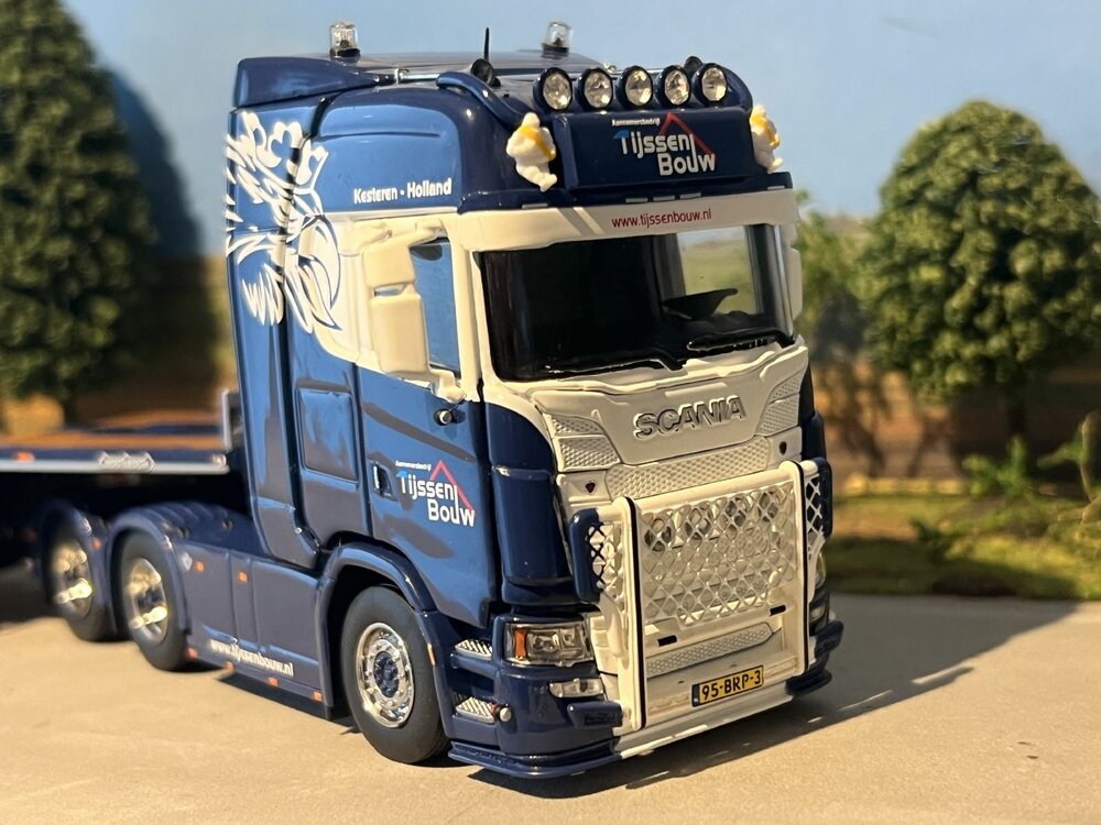 IMC IMC Scania S V8 High roof 6x4 met 3-assige Nooteboom MCOS semidieplader TIJSSEN BOUW