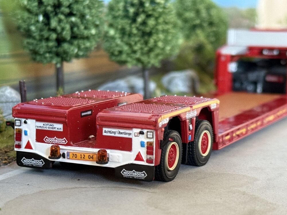 WSI WSI Renault T High 6x2 with 2-axle lowloader KARSTEN V. OLESEN