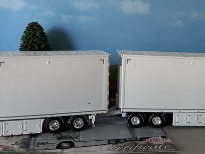 Tekno Tekno Scania Next Gen Highline rigid truck with 4-axle trailer TELHAUG "Last Country"