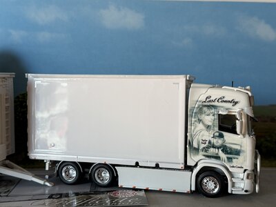 Tekno Tekno Scania Next Gen Highline rigid truck with 4-axle trailer TELHAUG "Last Country"