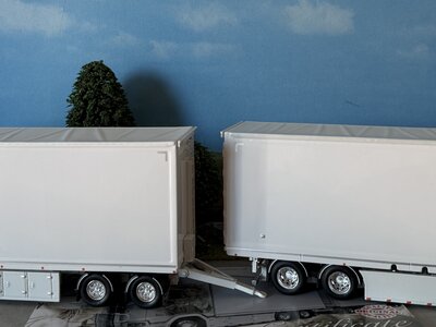 Tekno Tekno Scania Next Gen Highline rigid truck with 4-axle trailer TELHAUG "Last Country"