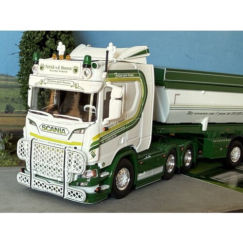 Tekno Tekno Scania Next Gen R530 with 3-axle tipper PATRICK VAN DER HOEVEN Tekno Tekno Scania Next Gen R530 with 3-axle tipper PATRICK VAN DER HOEVEN