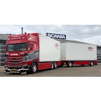 Tekno Scania NGR Highline 6x2 motorwagen met 2-assige schamelaanhanger NC CHRISTENSEN