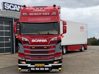 Tekno Tekno Scania NGR Highline 6x2 motorwagen met 2-assige schamelaanhanger NC CHRISTENSEN