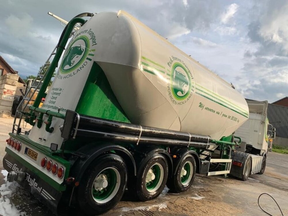 Tekno Tekno Scania 4-serie Torpedo Topline with 3-axle Feldbinder trailer PATRICK VAN DER HOEVEN