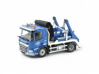 Tekno Tekno Daf XD with hooklift RENEWI