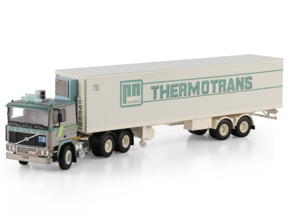 WSI WSI Volvo F10 6x2 with 2-axle classic reefer trailer P. NYHOLM Thermotrans