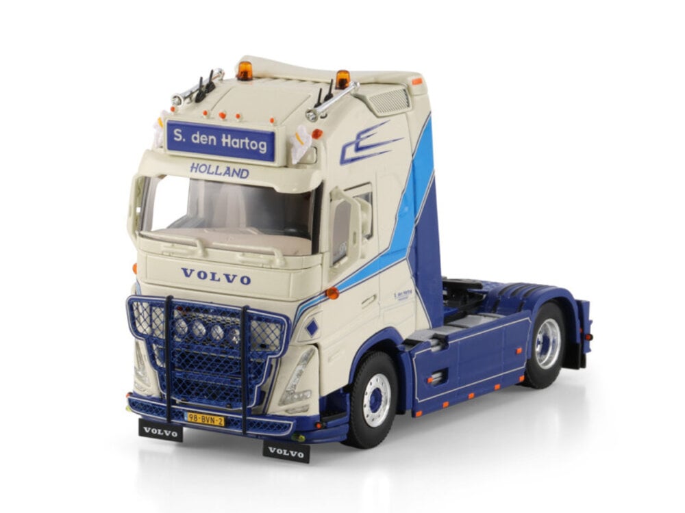 WSI WSI Volvo FH5 Globetrotter XL 4x2 S. DEN HARTOG