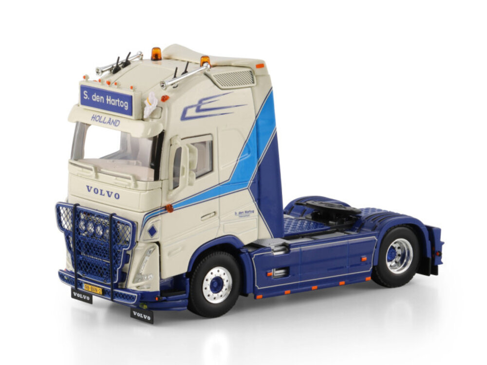 WSI WSI Volvo FH5 Globetrotter XL 4x2 S. DEN HARTOG