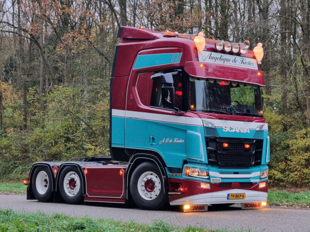 WSI WSI Scania R Highline 6x2 twin steer AP DE KRAKER