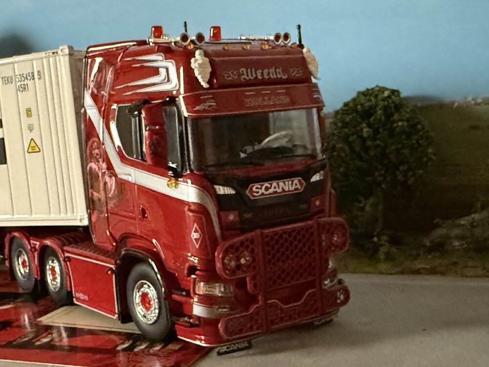 Tekno Tekno Scania Next Gen S500 Highline 6x2 met 40ft. koel container  WEEDA "VIKINGS"