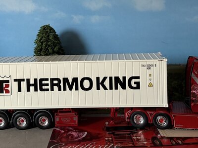 Tekno Tekno Scania Next Gen S500 Highline 6x2 met 40ft. koel container  WEEDA "VIKINGS"