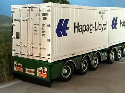 Tekno Tekno Scania R500 Topline met 5-assige D-tec oplegger met 2x20ft. koel containers PATRICK VAN DER HOEVEN