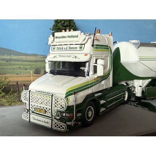 Tekno Tekno Scania 4-serie Torpedo Topline met 3-assige Feldbinder onderlosser PATRICK VAN DER HOEVEN Tekno Tekno Scania 4-serie Torpedo Topline met 3-assige Feldbinder onderlosser PATRICK VAN DER HOEVEN