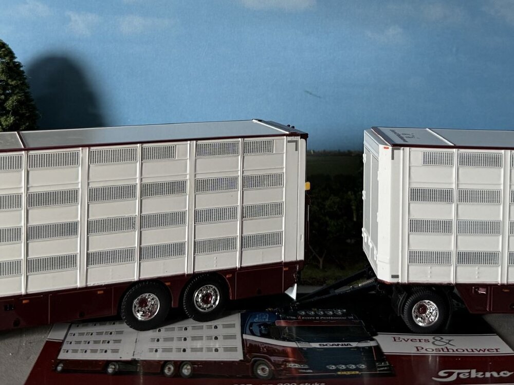 Tekno Tekno Scania S Highline vee-combinatie motorwagen met aanhanger EVERS & POSTHOUWER