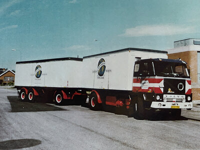 Tekno Tekno Volvo F88 2-axle riged truck with 3-axle trailer BJARNE NIELSEN