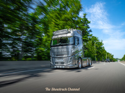 Tekno Tekno Volvo FH Aero Globetrotter 6x2 PHILLIPE MEYSEWINKEL