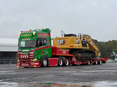 Tekno Tekno Scania NGR660 V8 6x2 wit 3-axle semi-lowloader JAN MUES