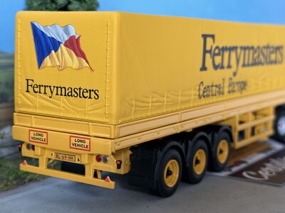 WSI WSI Scania 2-serie  4x2 + classic 3-as huifoplegger J. VAN KLOOSTER