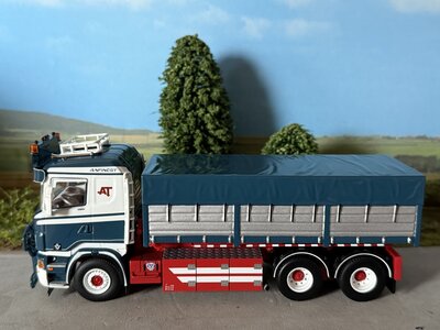 WSI WSI Scania R5 Flat roof riged truck 6x2 with hooklift system + 15M3 container ANFINEST