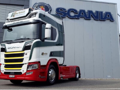 Tekno Tekno Scania Next Gen R-serie Highline met 20ft. container ROBY SCHMIDT