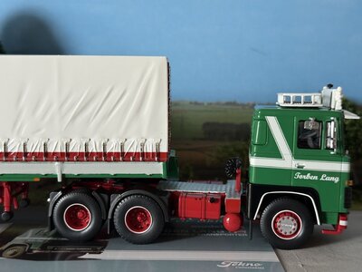 Tekno Tekno Scania 140 met 2-assige classic tilttrailer TORBEN LANG
