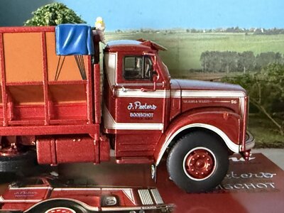 Tekno Tekno Scania L56 Riged truck  PEETERS