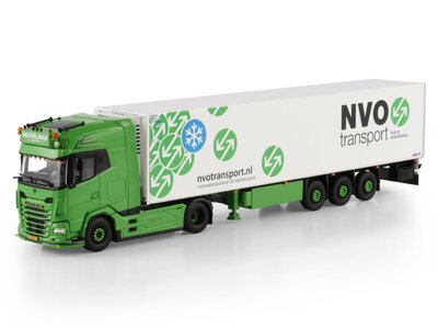 WSI WSI DAF XG+ 4x2 with 3-axle reefer trailer  HEUVELMAN GSO