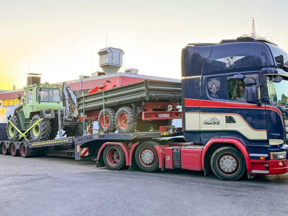 WSI WSI Scania streamline Topline 6x2 with 3-axle twin steer truck transporter TT TRUCK-TRANSPOTER