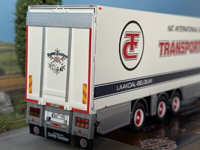 Tekno Tekno Volvo FH05 Globetrotter XL with 3-axle zamac reefer trailer RONNY CEUSTERS