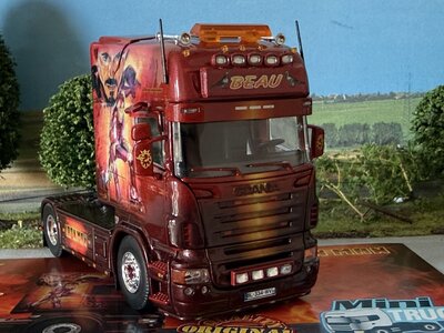 Tekno Tekno Scania R-serie Topline 4x2 BEAU "Iron man"
