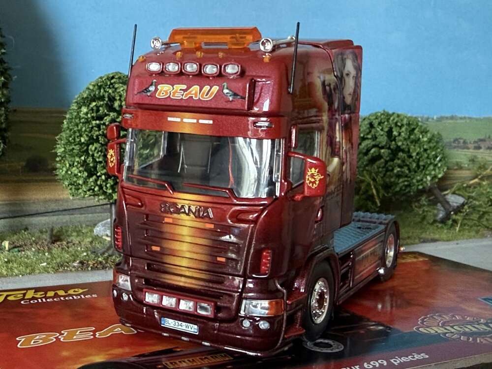 Tekno Tekno Scania R-serie Topline 4x2 BEAU "Iron man"