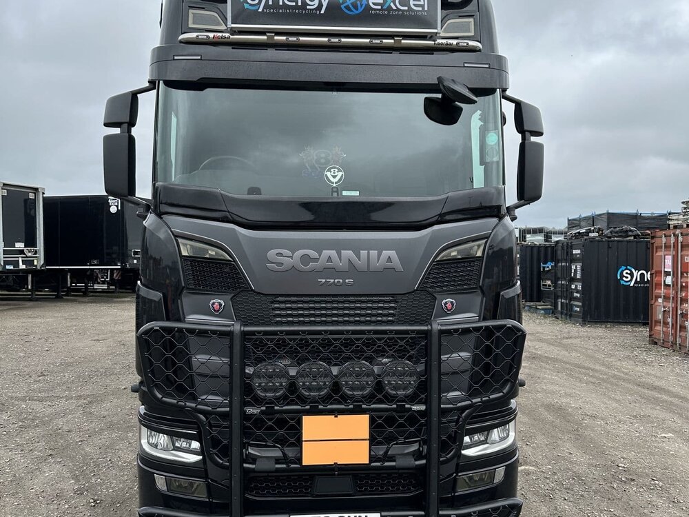 WSI WSI Scania S770 6x2 with 2-axle urban city trailer SYNERGY EXCEL Canterbury England