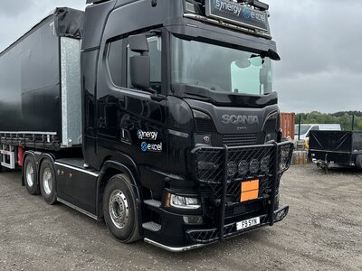 WSI WSI Scania S770 6x2 with 2-axle urban city trailer SYNERGY EXCEL Canterbury England