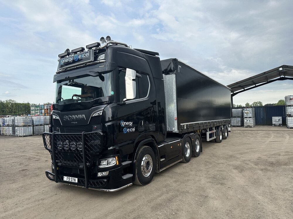 WSI WSI Scania S770 6x2 with 2-axle urban city trailer SYNERGY EXCEL Canterbury England