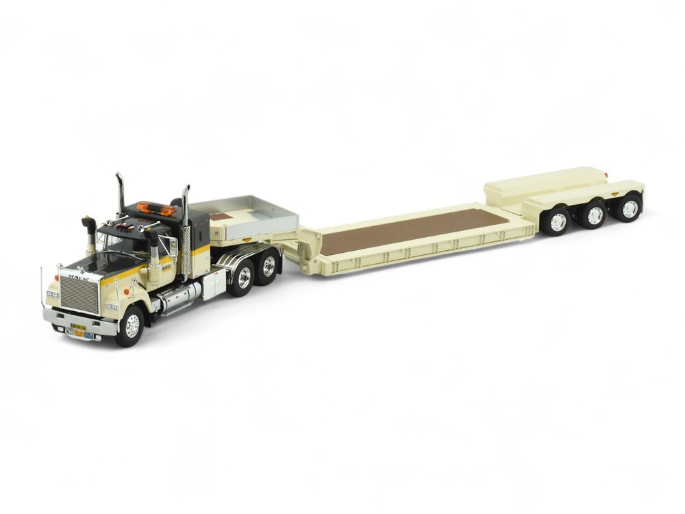 Tekno Tekno Mack RW Superliner 6x4 met 3-assige Broshuis dieplader VAN DEN HERIK