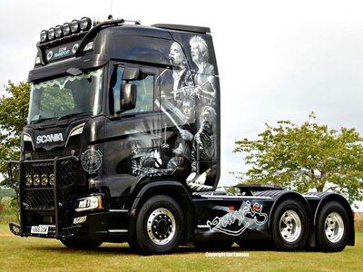 Tekno Tekno Scania NGS Highline 6x2 GOW TRANSPORT "RUNRIG"