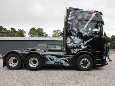 Tekno Tekno Scania NGS Highline 6x2 GOW TRANSPORT "RUNRIG"