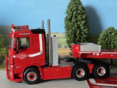 WSI WSI Volvo FH5 sleeper cab 6x4 with 4-axle low loader + 1-axle dolly LOONBEDRIJF VAN ETTEN