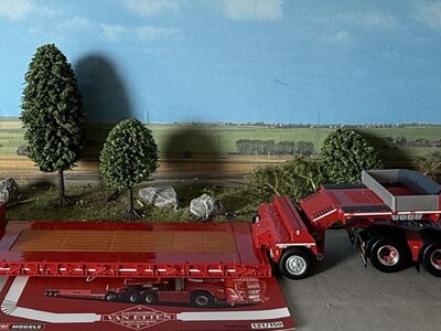 WSI WSI Volvo FH5 sleeper cab 6x4 with 4-axle low loader + 1-axle dolly LOONBEDRIJF VAN ETTEN