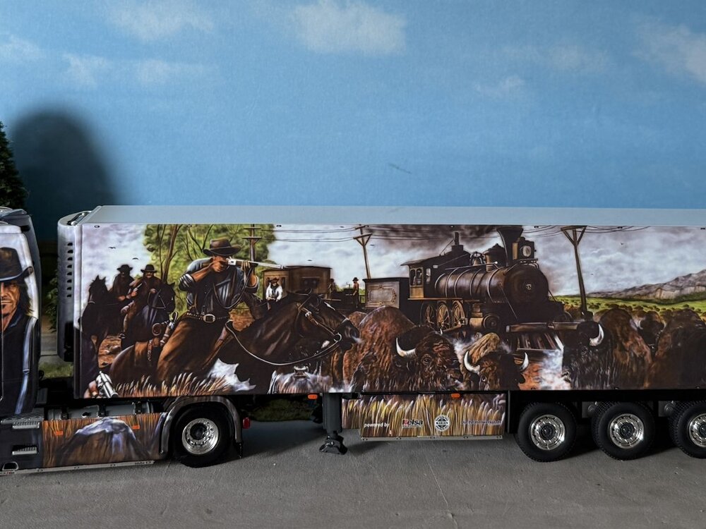 WSI WSI Scania S Highline 4x2 met 3-assige koeloplegger HEIDE LOGISTIK