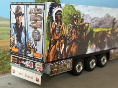 WSI WSI Scania S Highline 4x2 met 3-assige koeloplegger HEIDE LOGISTIK