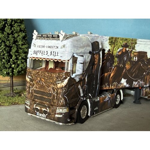 WSI WSI Scania S Highline 4x2 met 3-assige koeloplegger HEIDE LOGISTIK