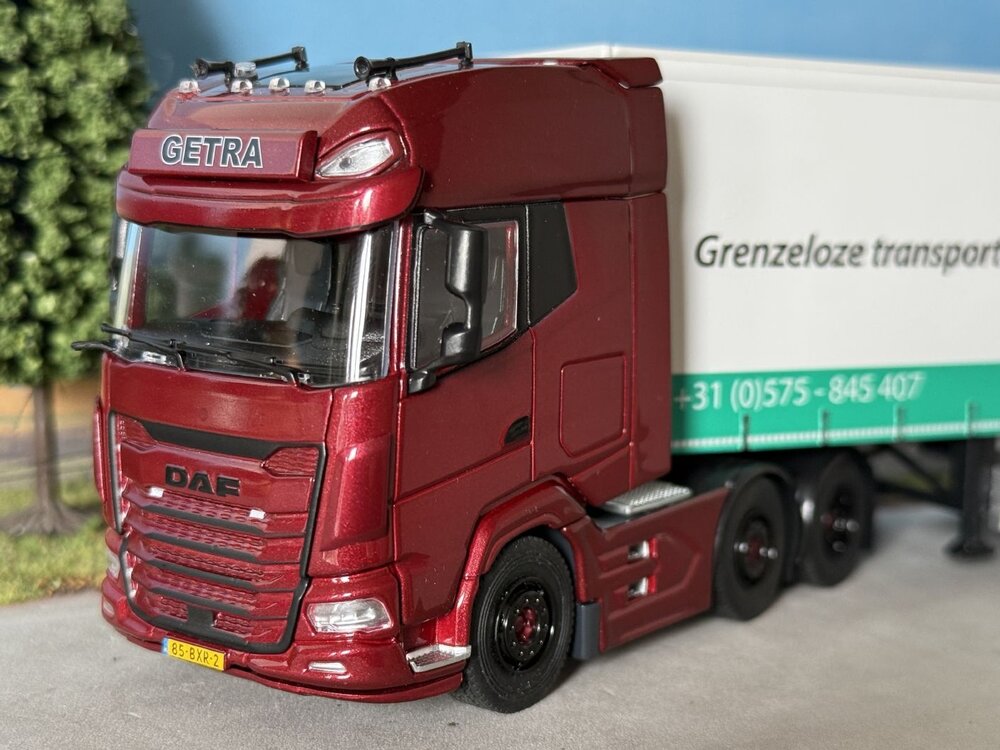 Cavallino Cavallino DAF XG+  with 3-axle curtainside trailer GETRA TRANSPORT